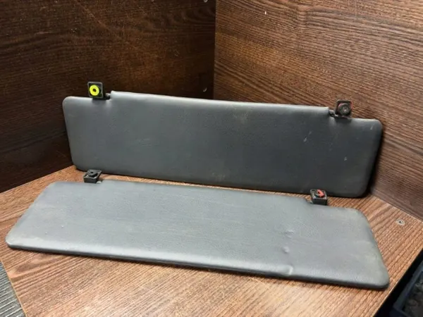 OEM RAJ25170 Visor esquerdo para Citroen Jumper image 2