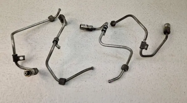 L200 Tuyaux Injection Carburant Mitsubishi 2.5 DID image 3