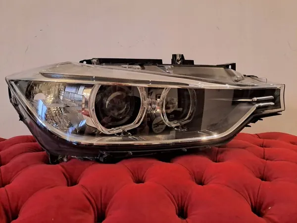 Farol dianteiro direito Xenon BMW 3 F30 F31 image 2