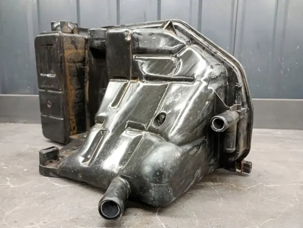 Réservoir de liquide de refroidissement A0005003049 Mercedes image 10