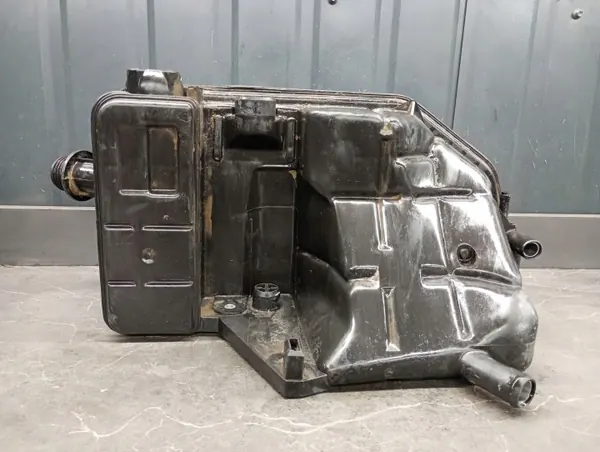 Réservoir de liquide de refroidissement A0005003049 Mercedes image 6