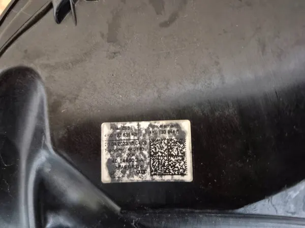 Audi Luftfilter OEM 4K0133844Epm Framposition image 5