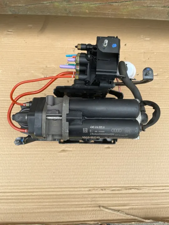 Porsche Luchtveringcompressor 4M0616005H 2020 image 2