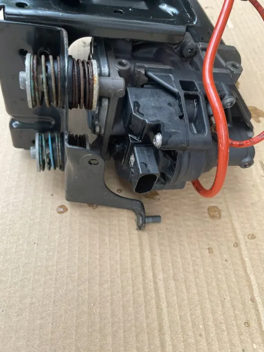 Porsche Luchtveringcompressor 4M0616005H 2020 image 4