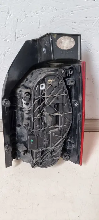 VW Transporter T6 15 - Luz Trasera Izquierda image 4