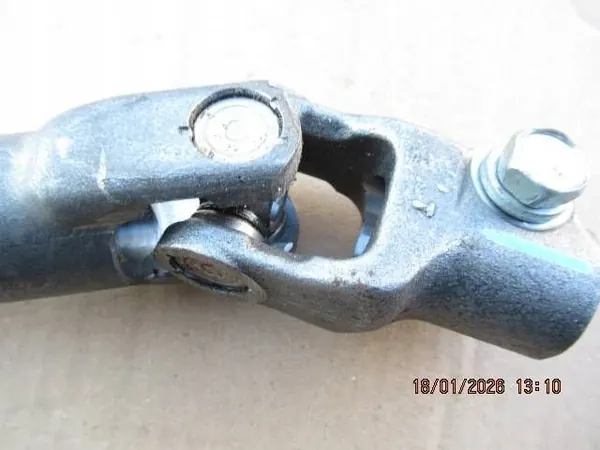 Toyota Yaris XP210 ohjaussauva OEM 18012026 image 4