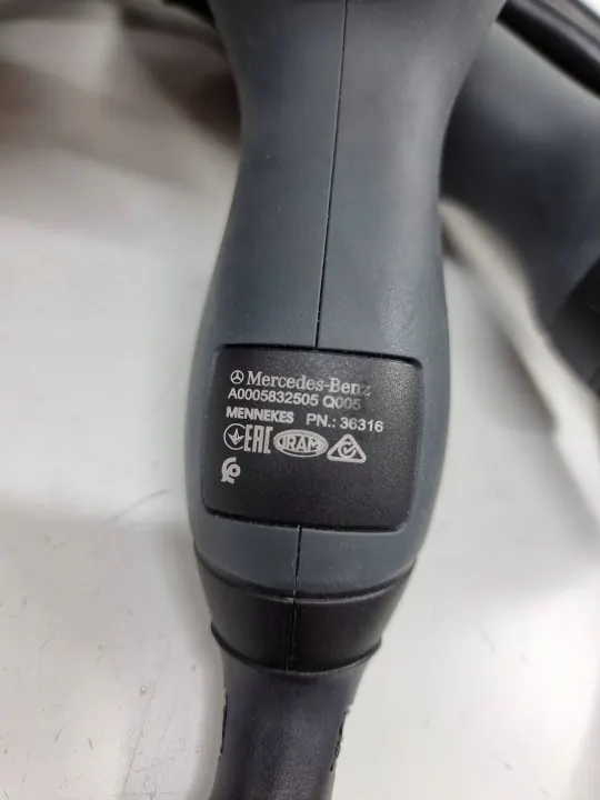 Cabo de carregamento Mercedes-Benz EQA OEM A0005832505 image 6