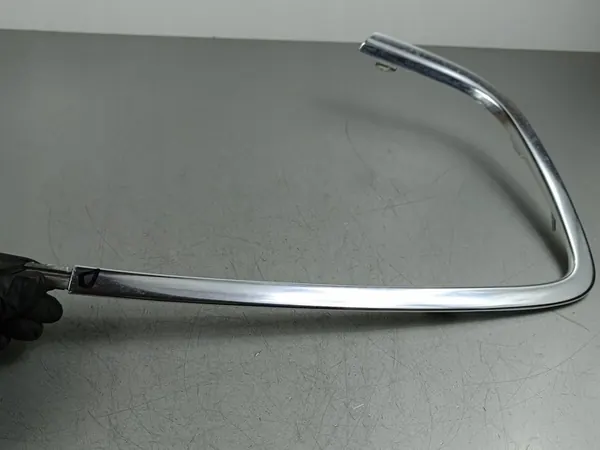 Maserati Levante 2018 Garniture de fenêtre latérale DXB70033373 image 3