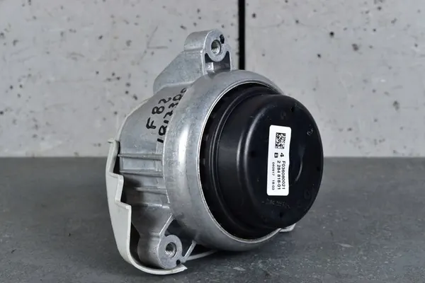 Supporto motore destro BMW M3 F80 M4 F82 F83 M2 F87 2284818 image 2