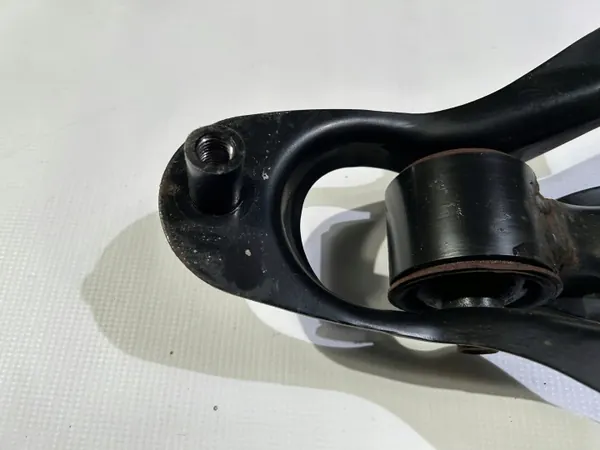 Brugbevestiging Ford Mustang 2010-2014 OEM 6R335K671AA image 8