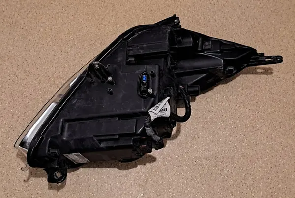 VASEN XENON VALO OPEL INSIGNIA A 2.0 CDTI 13226792LH image 9