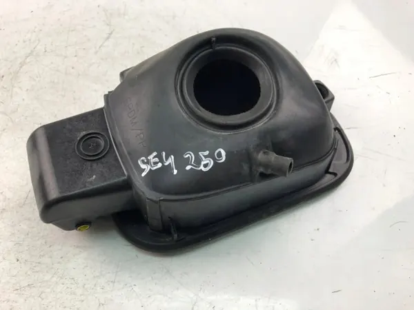 Polttoainekansi OEM 1K9809857 VW Golf VI:lle image 3