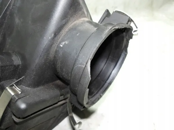 BMW Luftfiltergehäuse OEM 7526411 für X5 E53 N62 image 3