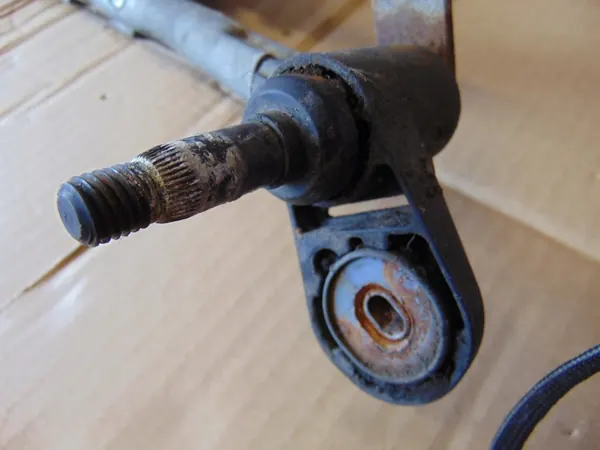 Etupyyhkijän moottorimekanismi Renault Clio III image 3