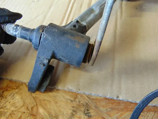 Etupyyhkijän moottorimekanismi Renault Clio III image 4