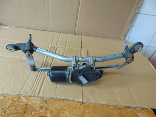 Etupyyhkijän moottorimekanismi Renault Clio III image 6