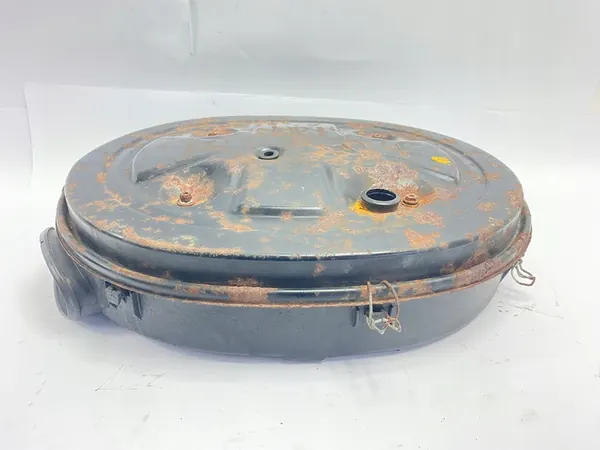 Ilmansuodattimen kotelo Mercedes W124 M103 image 3