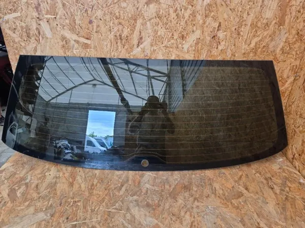 Vidro Traseiro Usado OEM 3G9845051F VW Passat B8 image 2