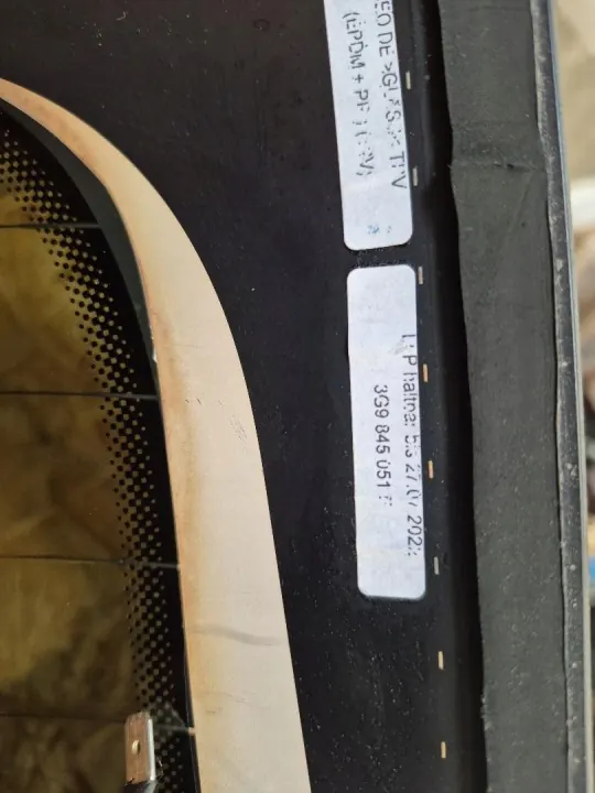 Vidro Traseiro Usado OEM 3G9845051F VW Passat B8 image 3