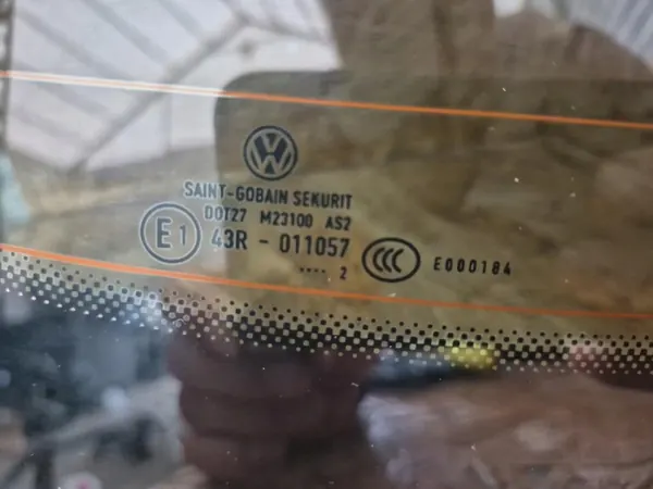 Vidro Traseiro Usado OEM 3G9845051F VW Passat B8 image 4