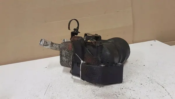 Olje Filter Fäste HYUNDAI IX35 2.0L diesel 264102F000 image 3