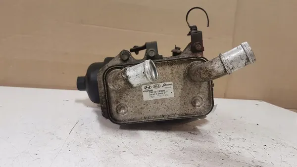 Olje Filter Fäste HYUNDAI IX35 2.0L diesel 264102F000 image 7