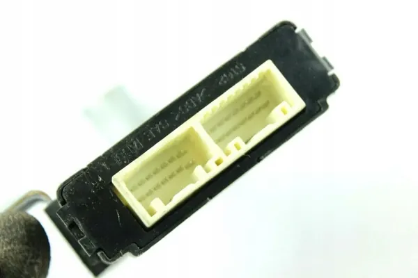 Module de rétroviseur Lexus RX 330 - 350 - 400H 894300E050 image 3