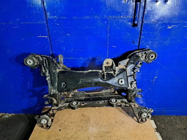 Volvo V60 II CC bakre fjädring OEM 31681543 image 5