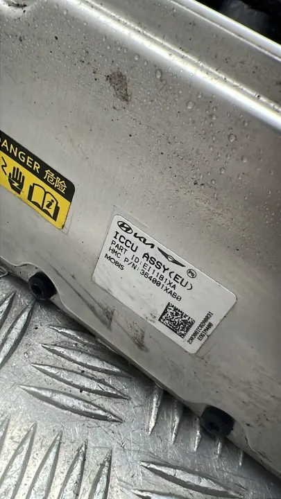 Hyundai Ioniq 5 Kia EV6 Laddningsmodul OEM 364001XAB0 image 6