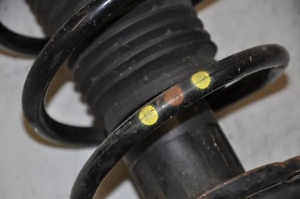 Ammortizzatore anteriore destro Škoda KAROQ 2019 5Q3413031K image 7