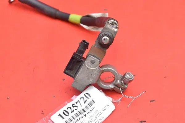 Terminal negativo Tesla OEM 1032275-00-C image 3