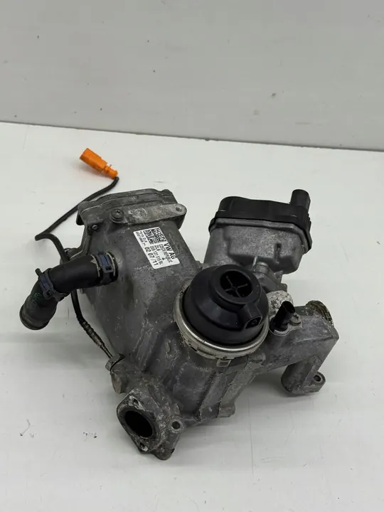 AUDI A4 A7 A6 C7 EGR-Jäähdytin + Venttiili OEM 059131515BL image 8