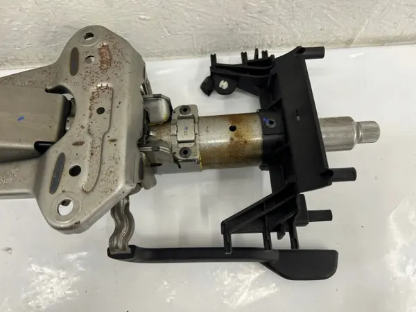 Columna de dirección completa BMW OE 6865653 - Usada image 5