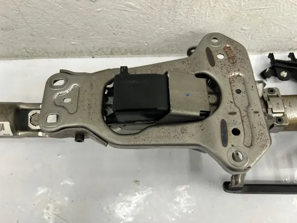 Columna de dirección completa BMW OE 6865653 - Usada image 6