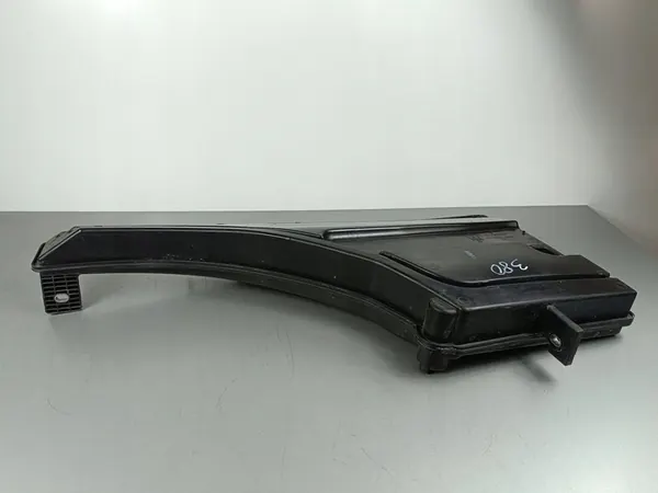 Réservoir de lave-glace Maserati Levante 2018 image 2