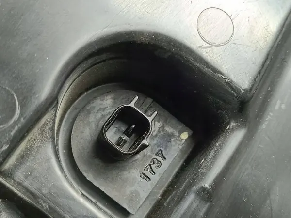 Réservoir de lave-glace Maserati Levante 2018 image 5