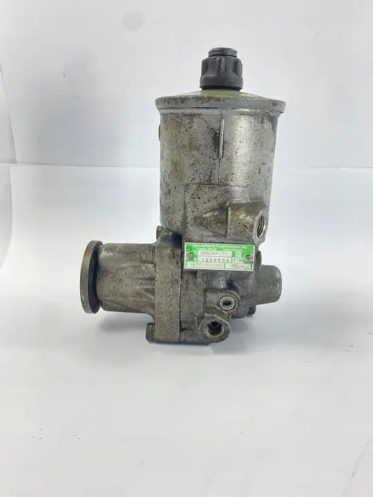 Ohjauspumppu OEM 2014601880 Mercedes W124/W201 image 2