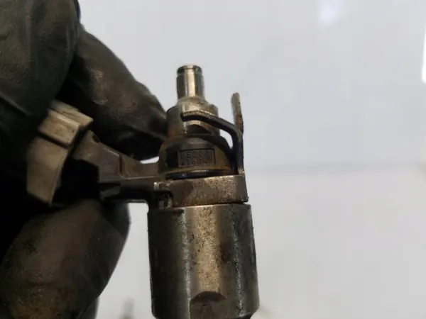 Fuel Injector Nissan Juke Qashqai 1.2 DIG-T H8201141604 image 4