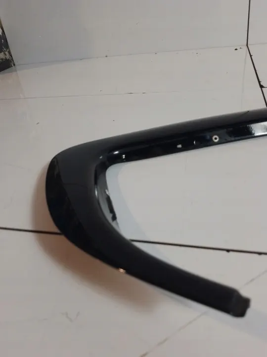 BMW F31 Oikea Takaikkunan Lista Shadow OEM image 8