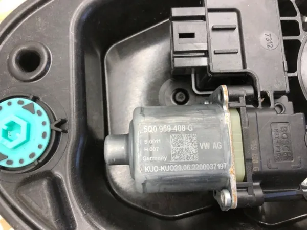 OEM 5H0839401F Régulateur Vitre Arrière Gauche VW Golf VIII image 5