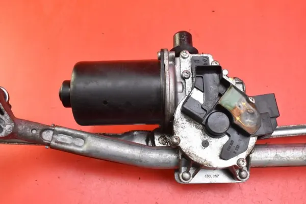 Motor limpiaparabrisas delantero OEM A1698200300 Mercedes B-Class image 9