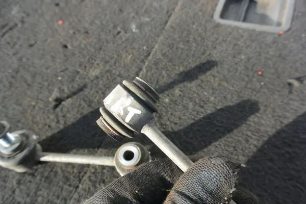 OEM Stabiliserarlänk Bak Maserati Quattroporte Ghibli image 6