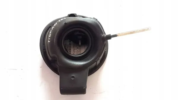 Bränslepåfyllningsrör Volkswagen Tiguan 2015 5N0809857 image 5