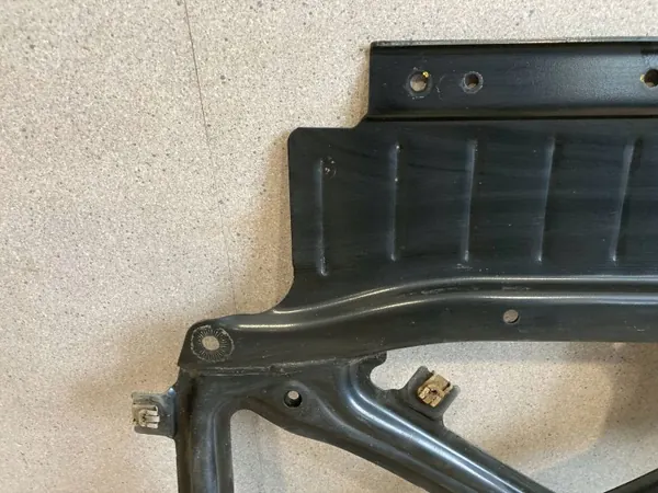 Audi Q7 4M chassidel OEM 4M22399345F - Begagnad image 4