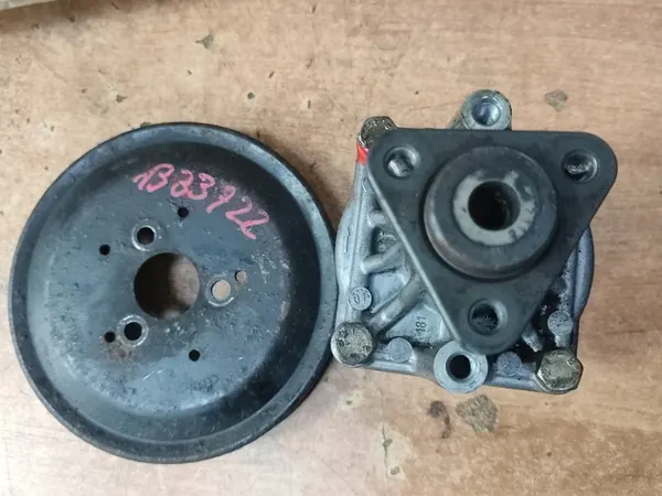 Bomba de direção Audi A8 D2 2.8 V6 30V image 3