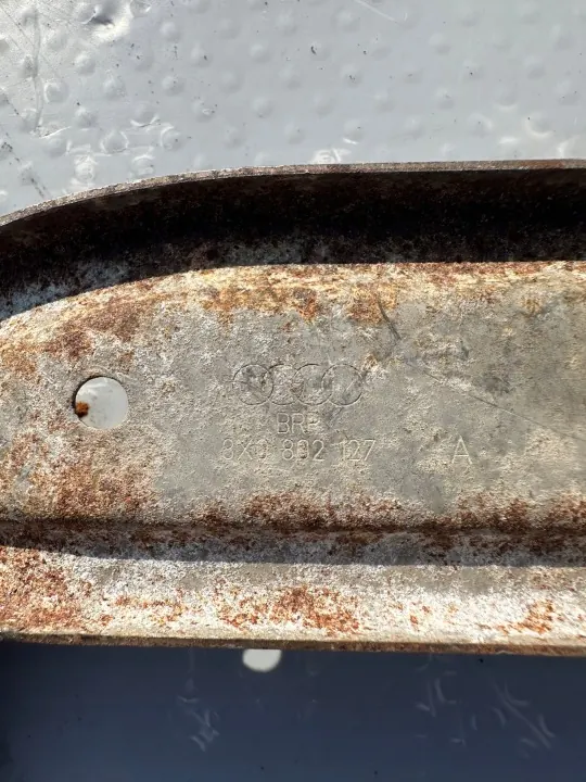Support de poutre renforcée OEM 8X0802127 Audi A1 8X image 3