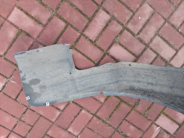 Audi A3 8L Front Right Wheel Arch OEM 8L0821172B BBM image 2