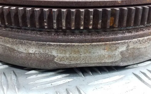 Kaksoismassaväkä DSG Audi Q3 11-15 2.0TDI 4x4 image 3