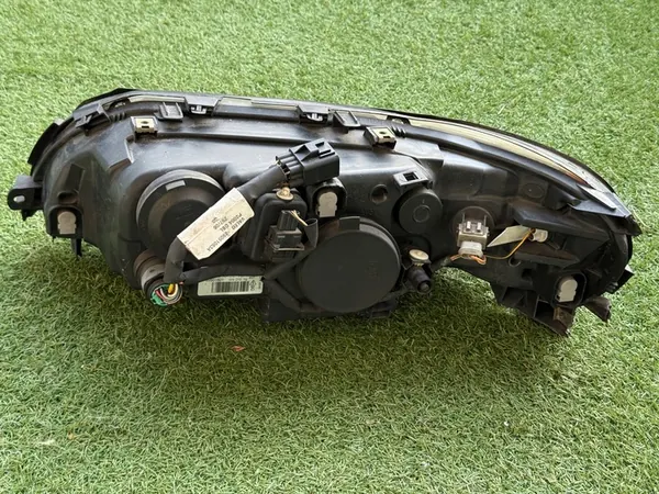 Vasen ajovalot Volvo V70 S60 31111181 image 3