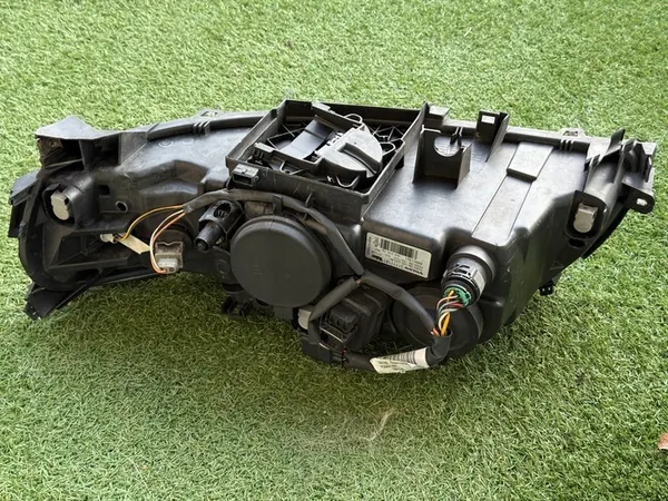 Vasen ajovalot Volvo V70 S60 31111181 image 5